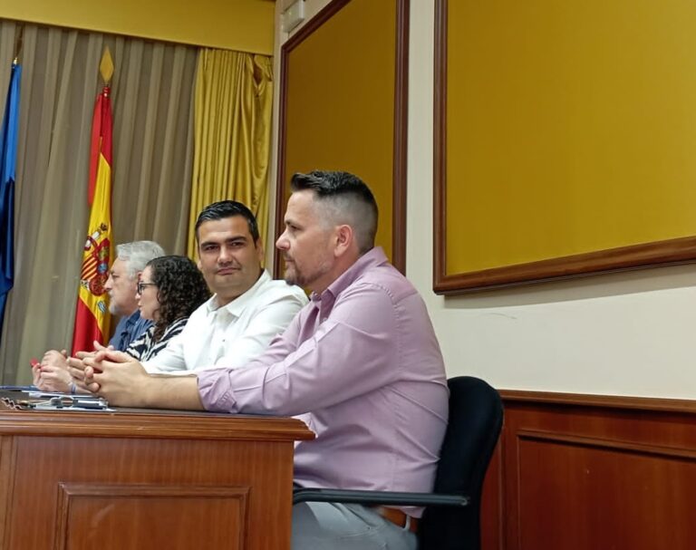 El edil expulsado de IU seguirá apoyando al gobierno de Turre aunque la ley le obligue a abandonarlo
